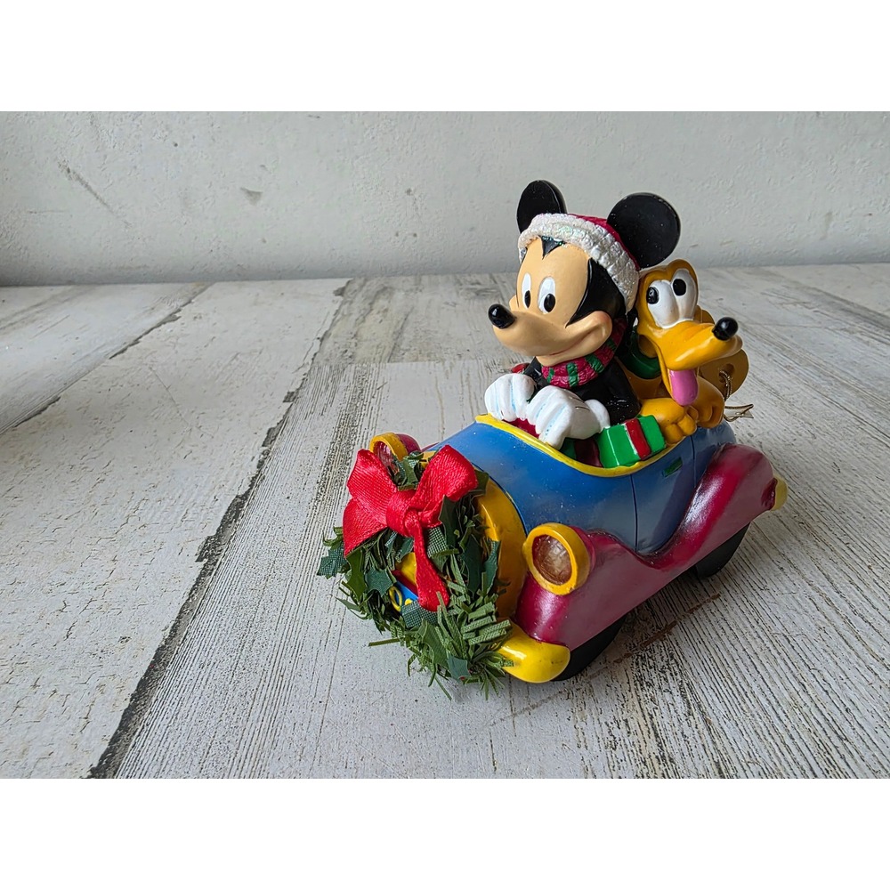 Midwest Cannon falls Mickey Pluto car figurine Xmas statue decor automotive Xmas